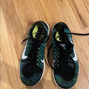 Nike Free 4.0 Flyknit Women’s Running Shoe